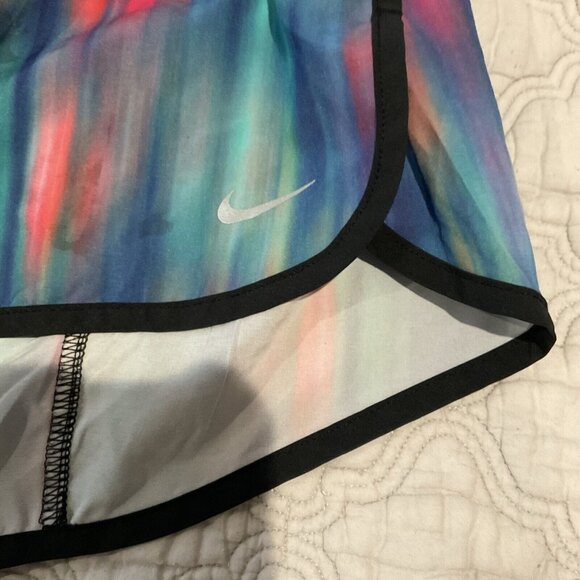 Nike 0911 dri-fit running shorts Woman’s watercolor Multicolor Print Small short - Picture 3 of 10